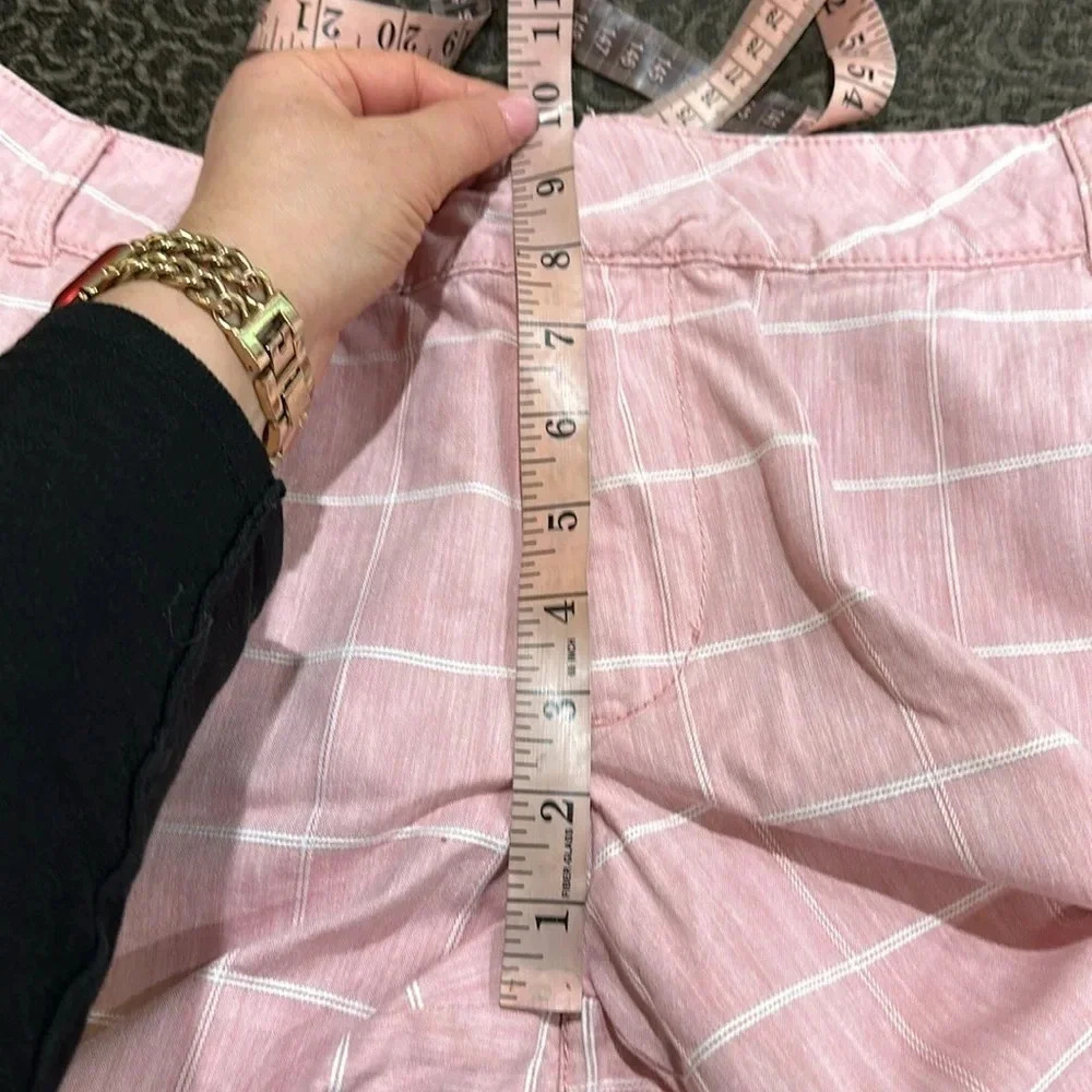 GH Bass & Co Shorts Womens 8Pink Plaid Chino Mid Rise Pockets Outdoor Adult - Picture 4 of 5